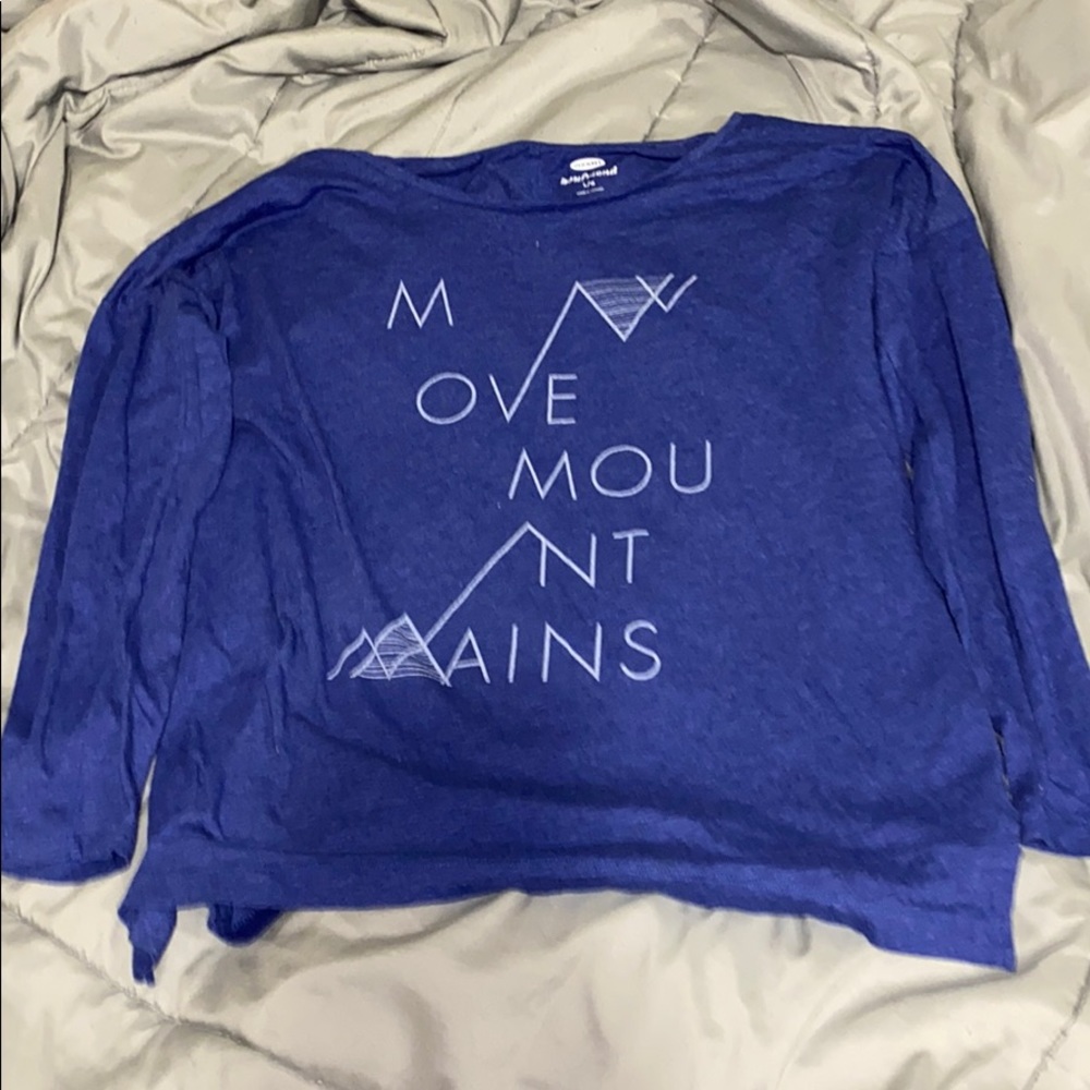 long sleeve dark blue t-shirt